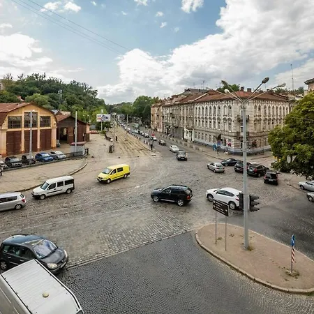 On Kopernyka Street Leópolis
